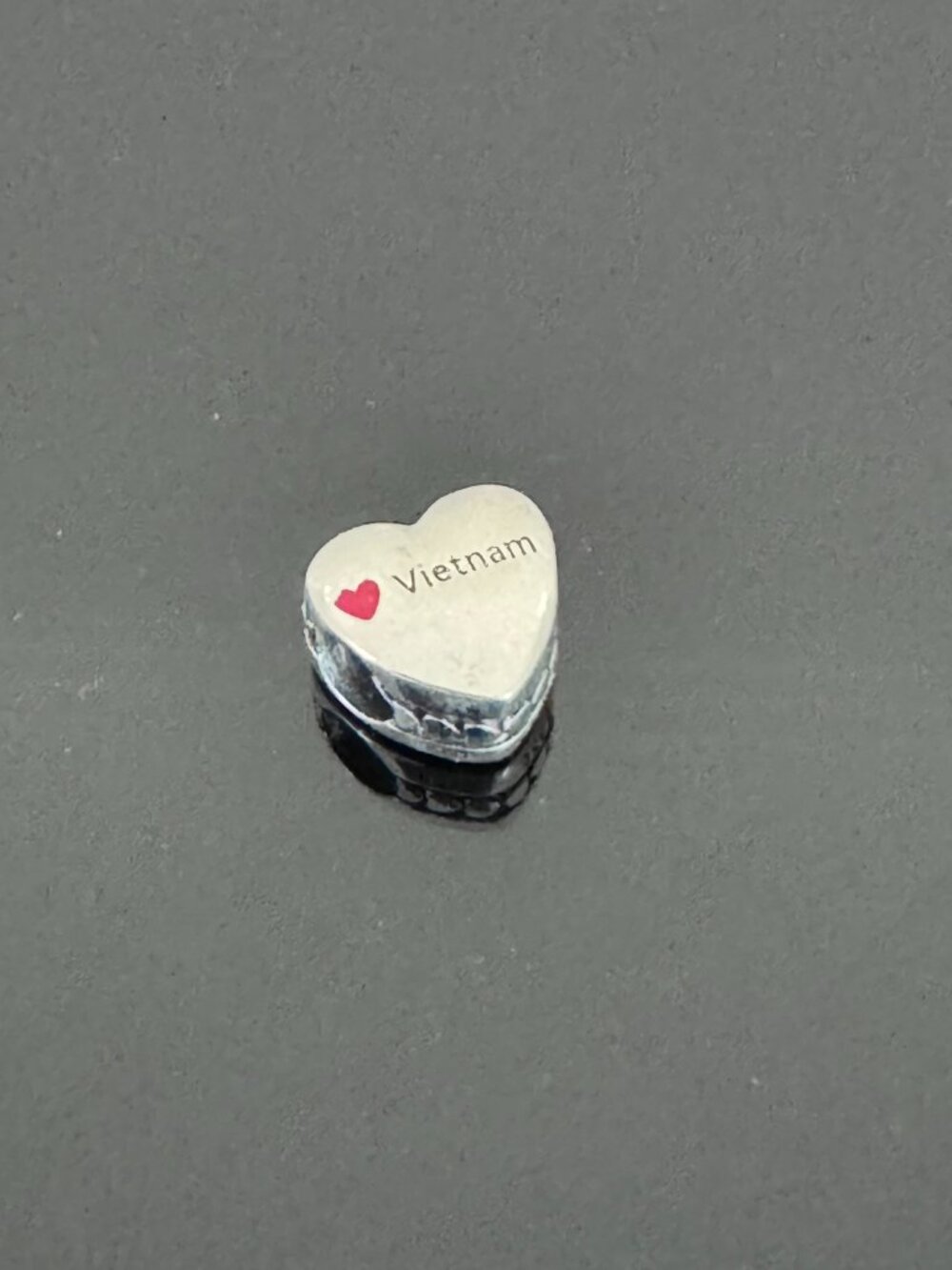 Authentic Pandora Vietnam Flag Heart Exclusive Charm - Picture 4 of 6